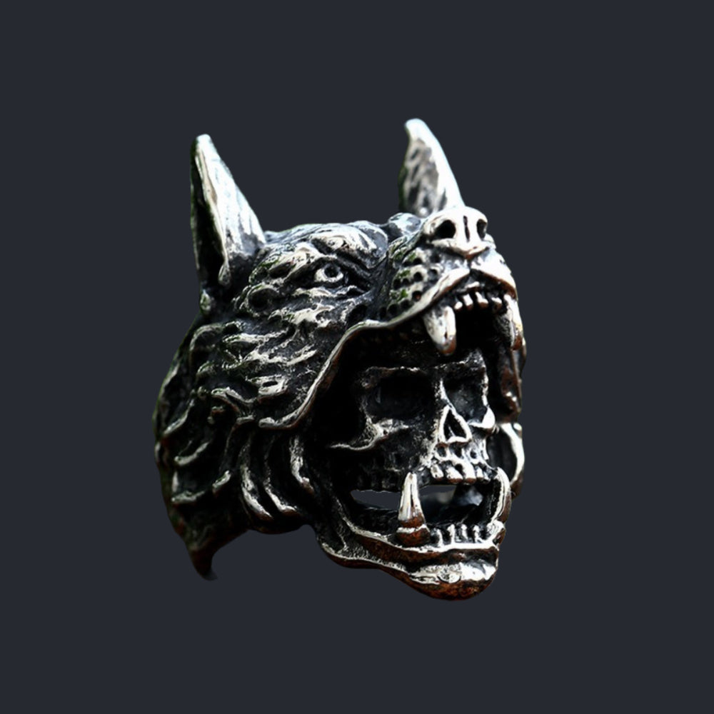 [ OVERCLOCK_#01F ] WOLF PELT REBEL SKULL RING