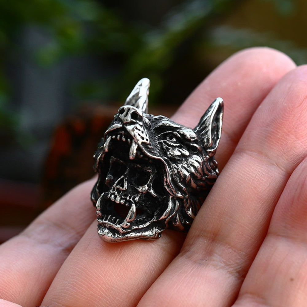 [ OVERCLOCK_#01F ] WOLF PELT REBEL SKULL RING