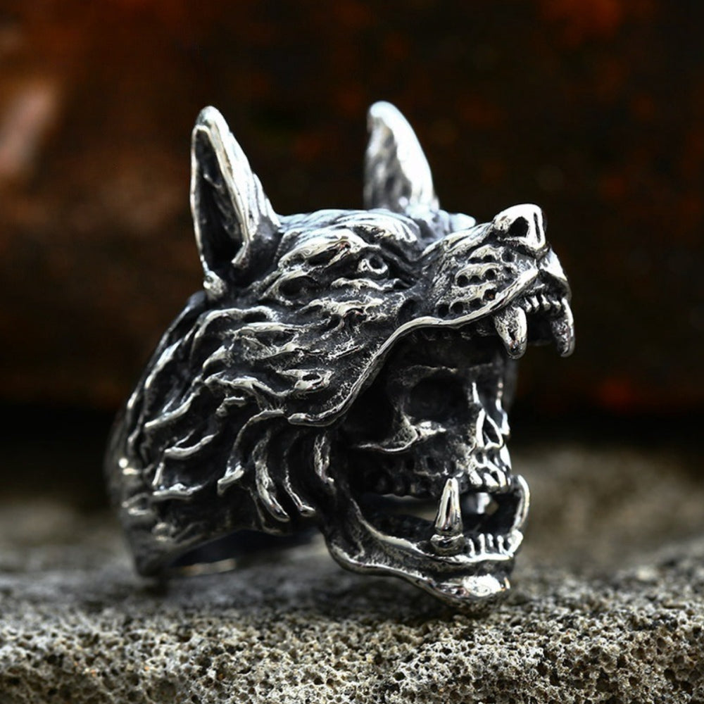 [ OVERCLOCK_#01F ] WOLF PELT REBEL SKULL RING