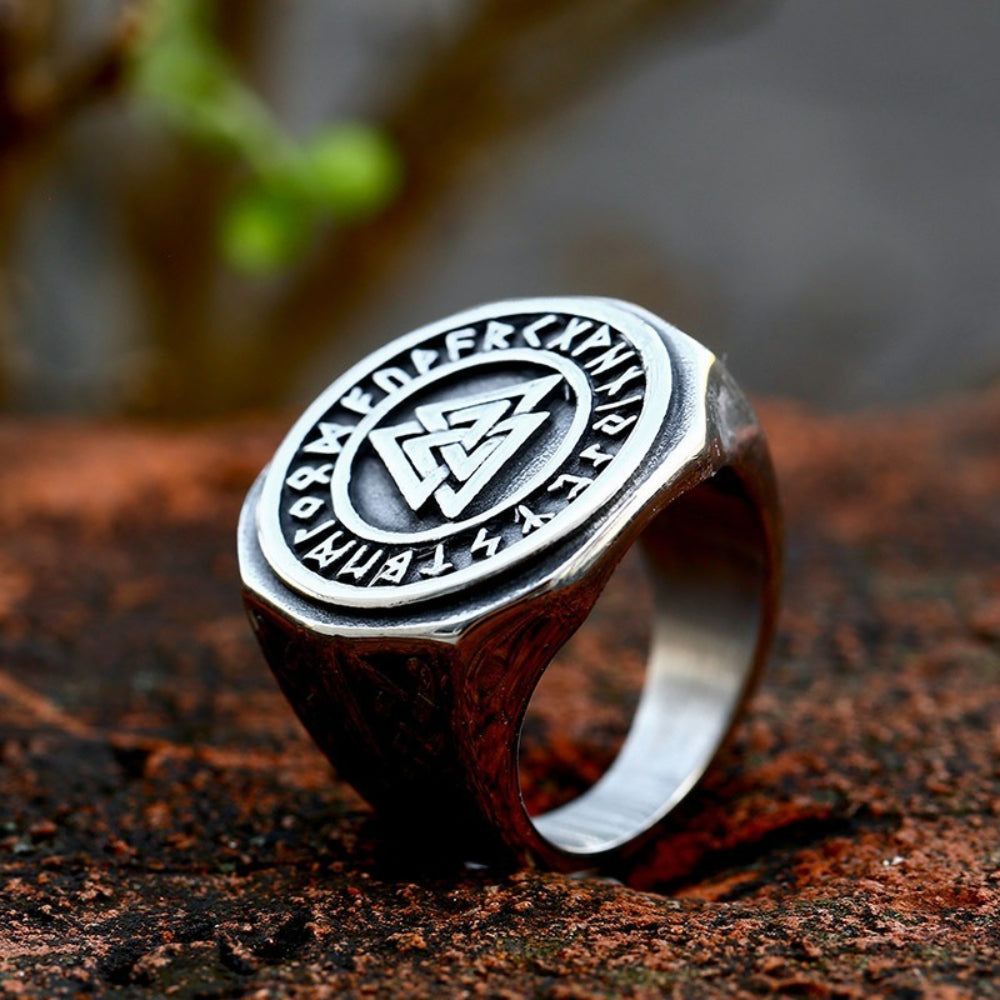 [ LINK_#21V ] RUNIC VALKNUT OCTAGON SIGNET RING