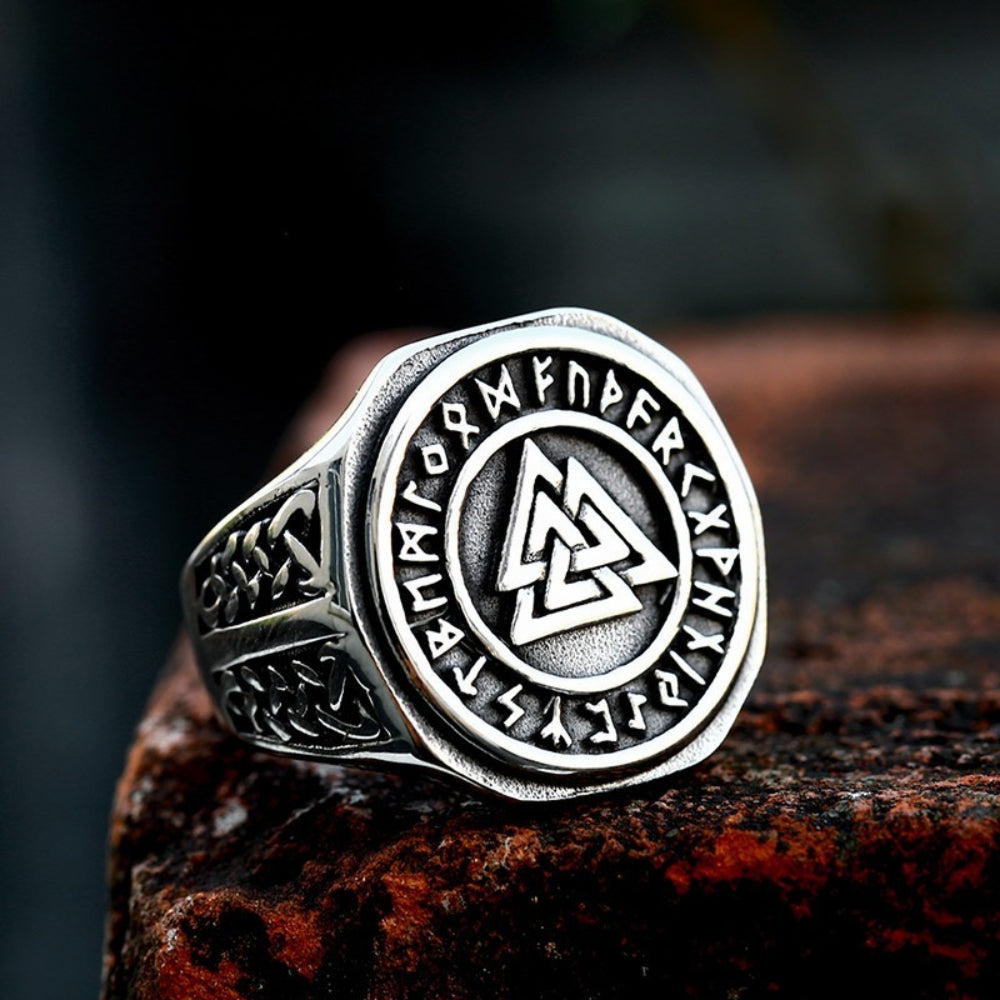 [ LINK_#21V ] RUNIC VALKNUT OCTAGON SIGNET RING